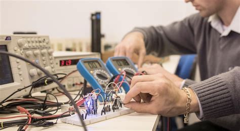 O Que Faz Um Técnico Em Eletroeletrônica - Técnicos - Eletroeletrônica