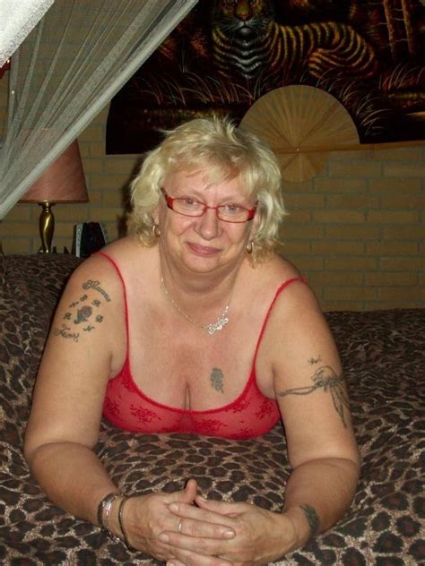 Older And Hot Braless Porn Pictures XXX Photos Sex Images