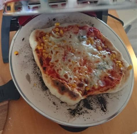 Pizzaofen im Detail: der G3 Ferrari Express Delizia Pizzamaker