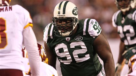 Former Jets DE Shaun Ellis Reportedly KOs A Guy In Road Rage Incident