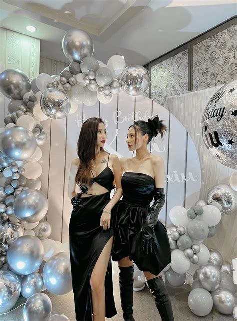 Phong cách thời trang quyến rũ miễn chê của cặp đôi LGBT nữ hot nhất hôm nay