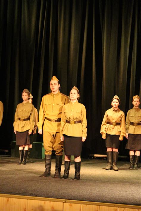 "Помнить! Нельзя забыть..."