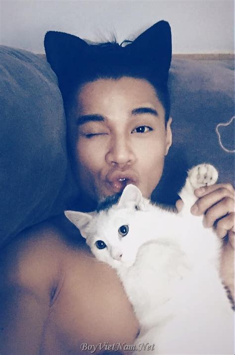 Hot Boy Vi T Nam Phuc Quang Dam Baby Face Slim Body Co Facebook Mybogger