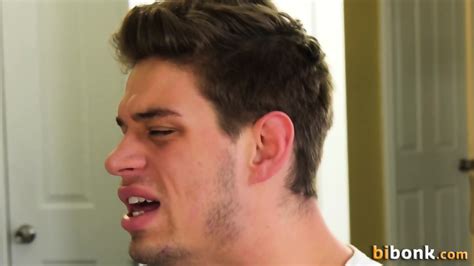 Bisex Trio Studs Ass Fucking Alongside Slut