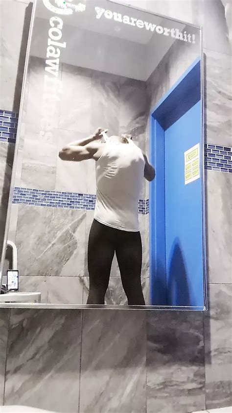 Ass Out Another Changing Room Video Gay Black Porn Feat Jdtheamateur Xhamster