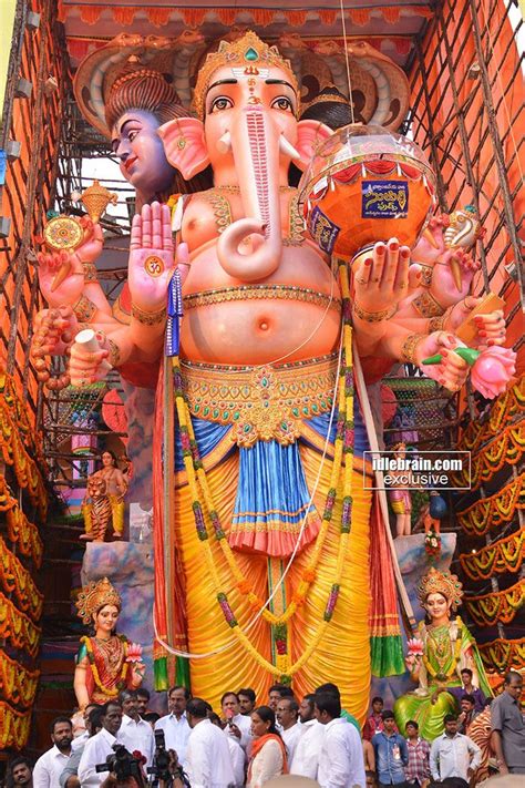 Khairatabad Ganesh(60ft) - 2014 - Telugu cinema news | Ganesh, Hindu ...