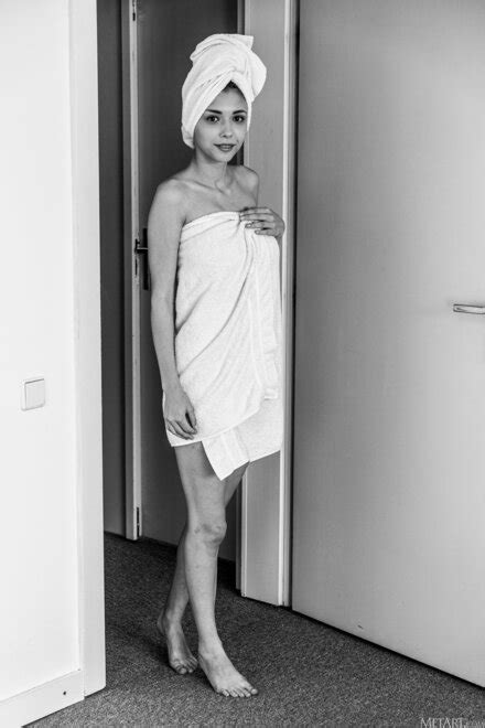 Mila Azul Happy Solo Heardboard Sexart Metart MetArt Headboard Mila Azul High 0153 Porn