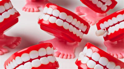 Chewing and Spitting: The Eating Disorder No One Talks About | Teen Vogue