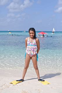 Hot Sexy Alexandra Barreto Bikini Pics