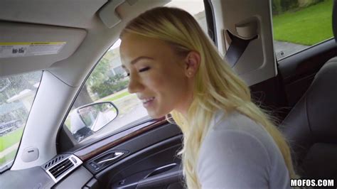 Bailey Brooke Gets Her Pussy Drilled Hard In A Car 15 Photos