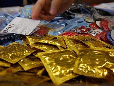 Students Show Their Knowledge About Sex Through Bingo UNIVERSITY PRESS