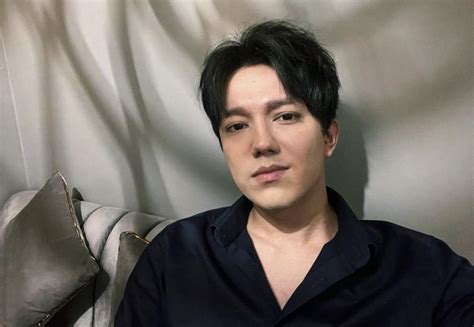 Димаш Кудайберген процитировал Конаева и рассказал, кто ведет его Instagram