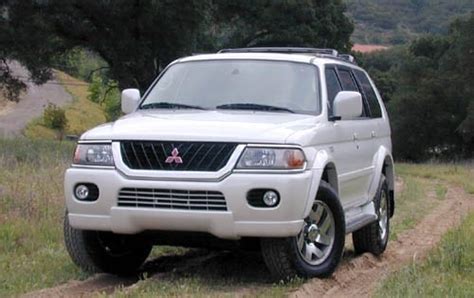 2000 Mitsubishi Montero Sport Review & Ratings | Edmunds