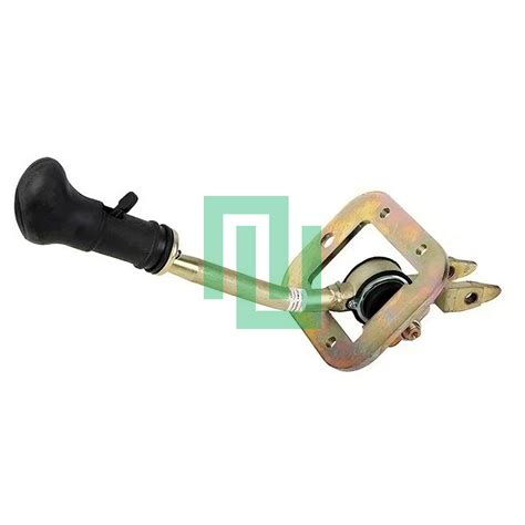 18209-1703204-10 Опора рычага переключения передач (кулиса в сборе ...