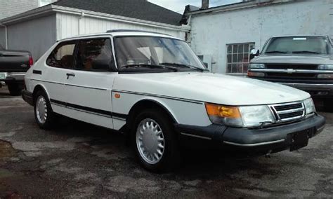 Saab 900 Information And Photos Momentcar