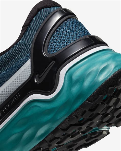 Nike Renew Run 3 Men's Road Running Shoes. Nike IE