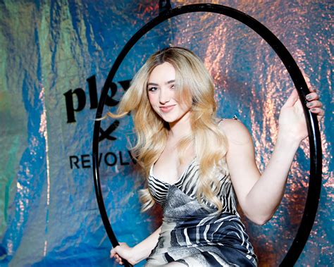 Peyton Roi List Sexy Cleavage Hot Celebs Home