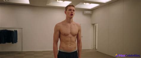 Harris Dickinson Frontal Nude And Jerk Off Collection Naked Male Celebrities