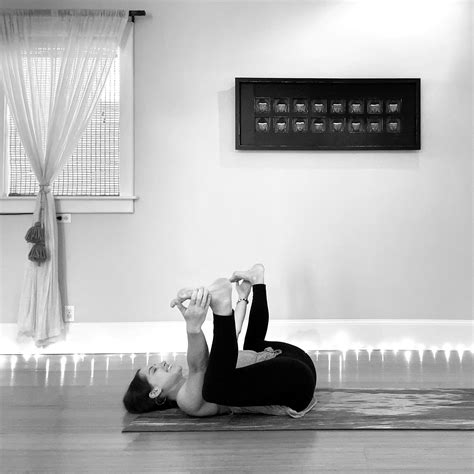 ananda balasana yoga
