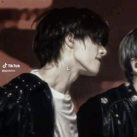 Pin by ˏˋ ᴍsᴀᴍɪ luv me on txt edits Cute gay couples Kpop entertainment Txt