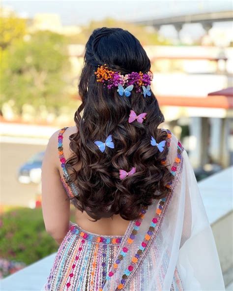 Butterflies In Hair The Newest Mehendi Hairstyle Butterfly Hairstyle Bride Hairstyles