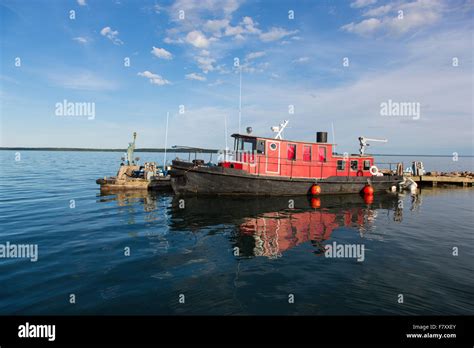 Tugboat In Bayfield Wisconsin On Lake Superior Stock Photo Alamy