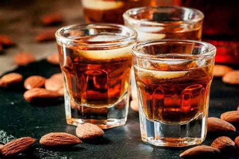 Как приготовить ореховый ликер в домашних условиях | Ликер, Рецепты ...