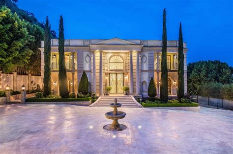 Stone Canyon Classic Mansion In Los Angeles For Sale At 21 Million