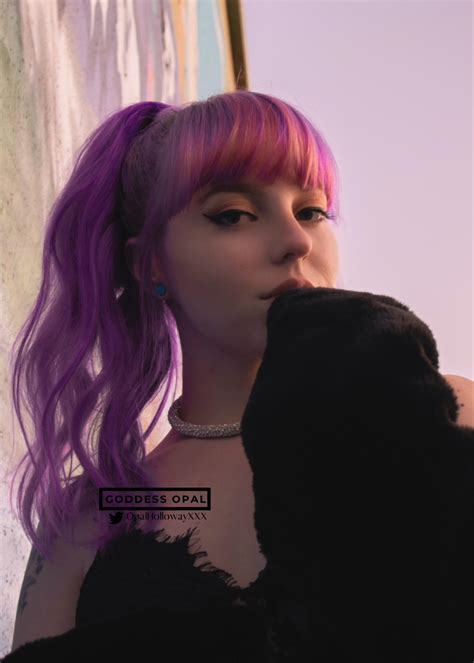 Luxury Goddess and Seductress 💋 I’m your Secret Addiction this Holiday