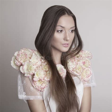 Attractve Delicate Brunette Beauty Portrait Stock Photo Image Of Complexion Clear 38864876