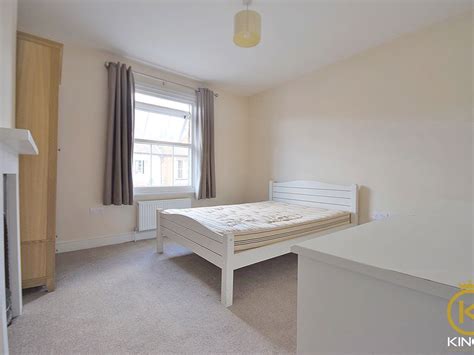 5 Bed End Terrace House To Rent In Markenfield Road Guildford Gu1 £