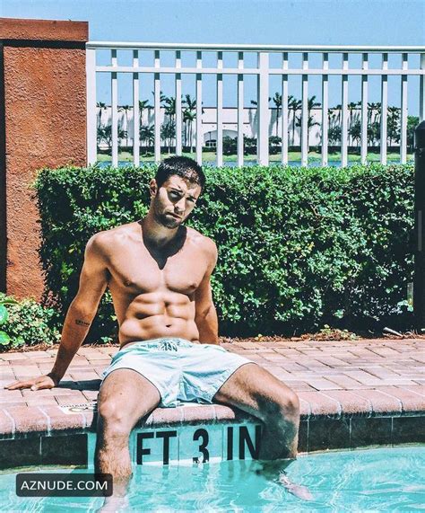 JAKE MILLER Nude AZMen