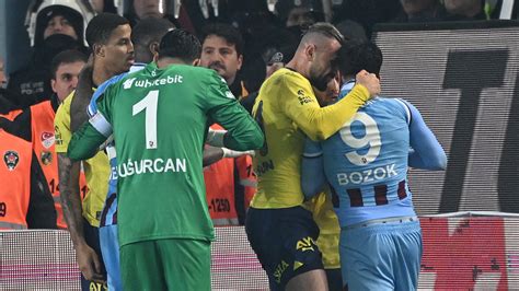 Trabzonspor un kalecisi Uğurcan Çakır Hakem iki pozisyon hariç iyi