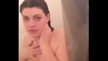 Yo En La Ducha XVIDEOS