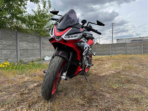 Купить б у Aprilia Tuono инжектор передач в Минске красный naked bike года по цене
