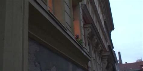 Stranger Fucks Her Shaved Old Pussy Tnaflix