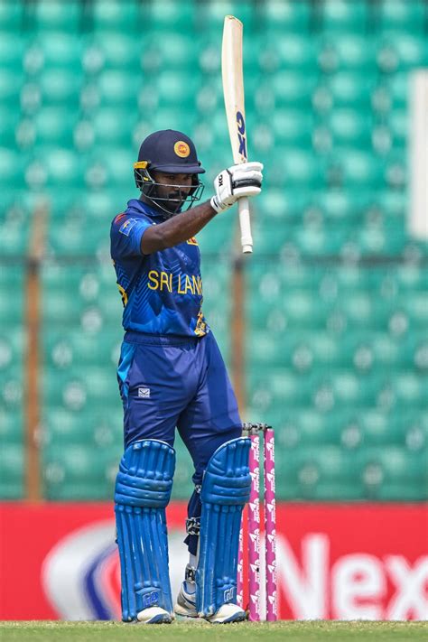 janith liyanage  sri lanka afloat   flighting  century