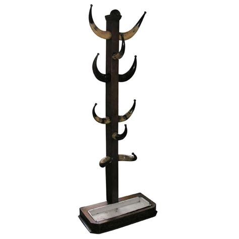Scottish Horn Hall Rack At 1stdibs