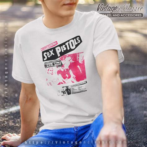 Sex Pistols Japan Tour Pink Photo Shirt Vintagenclassic Tee