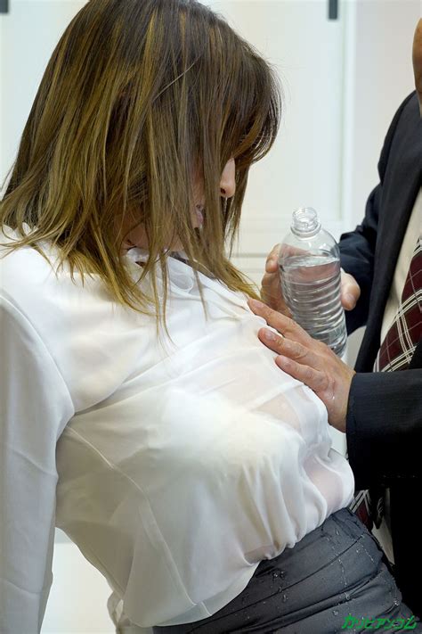 Secretary Rena Shows Her Creampied Pussy After Hardcore Sex With Her Boss CoedCherry