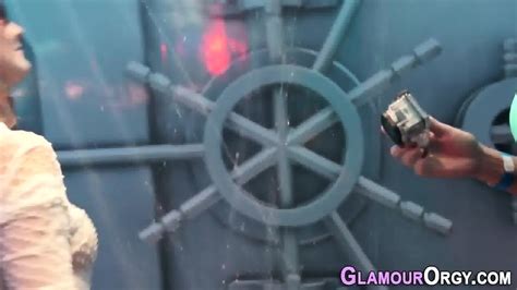 Glamour Ho Eating Pussy