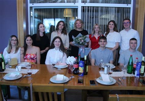 Generacija Ekonomske škole Požega proslavila godina od mature Požeška kronika