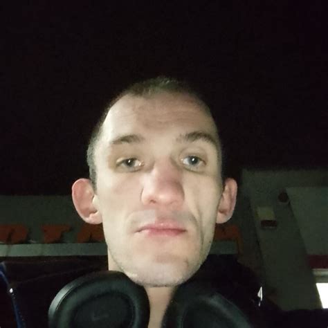 Misiek Xh Cam Model Free Live Sex Show Chat Stripchat