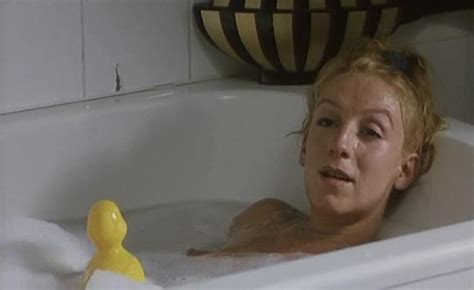 Naked Sissi Perlinger In Der Letzte Kurier