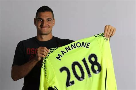 Goalkeeper Vito Mannone Signs New Contract At Sunderland Lasting Until