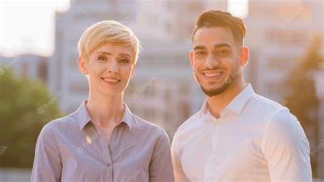 Premium Photo Portrait Of Diverse Colleagues Multiethnic Coworkers