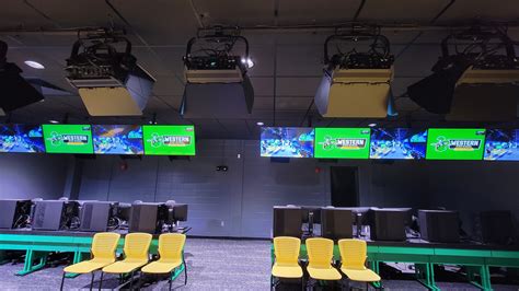 Adam Watson's Edtech Elixirs: A Visit to Western STEM Magnet High