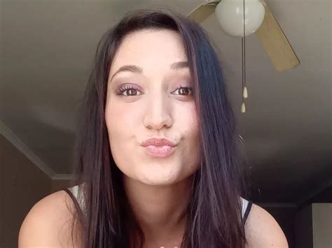 Buttercup 420 Buttercup420 Cam Free Live Nude Sex Show Chat Camsoda