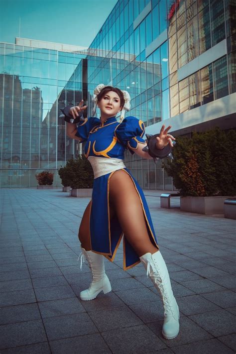 Chun Li Cosplay From Street Fighter Media Chomp