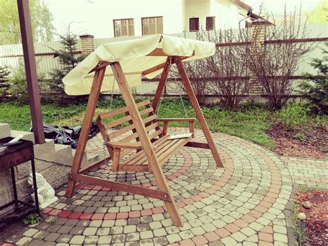 Качели садовые 2-х местные коричневые от компании Скандинавия купить в ...